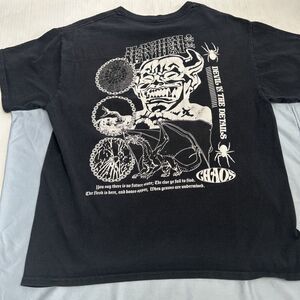 Chaos & Mayhem Black t-Shirt Devil in the Details Sz L
